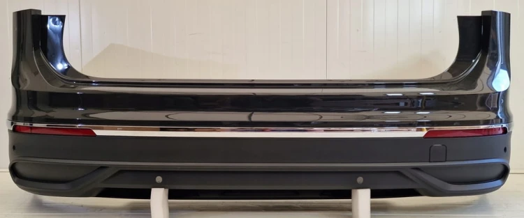 ZDERZAK TIGUAN II LIFT ZDERZAK TYŁ TYLNY LI7F ZDRZAK 4xPDC