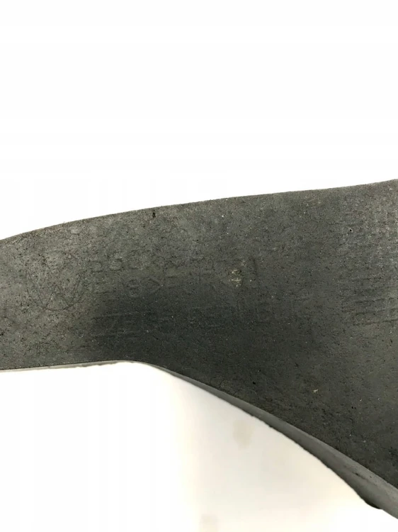 VW GOLF VII PRAWE WYGŁUSZENIE BŁOTNIKA 5G0864238A