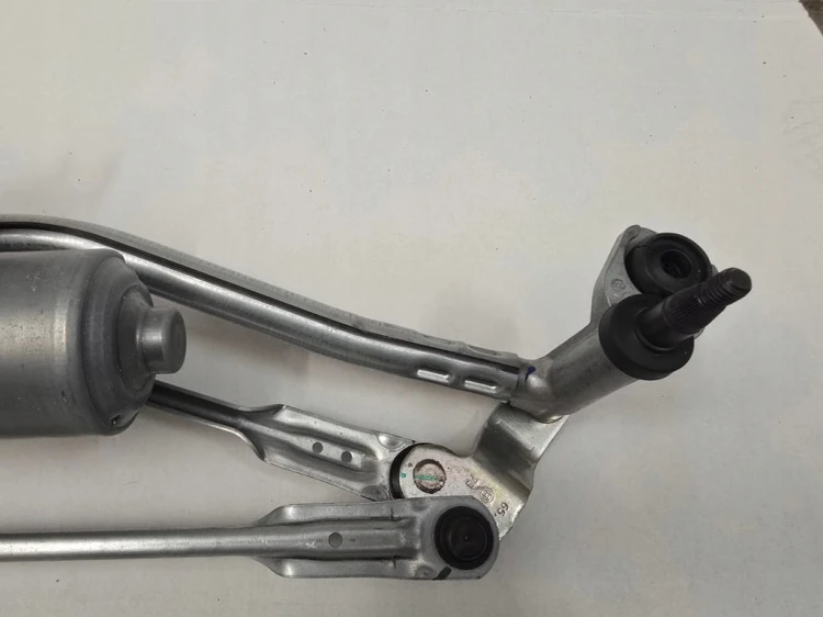 VW PASSAT B8 MECHANIZM WYCIERACZEK UK 3G2955023D ANGLIK