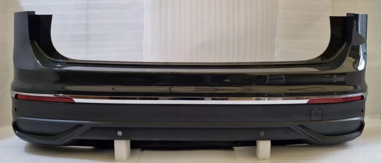 ZDERZAK TIGUAN II LIFT ZDERZAK TYŁ TYLNY LI7F ZDRZAK 4xPDC