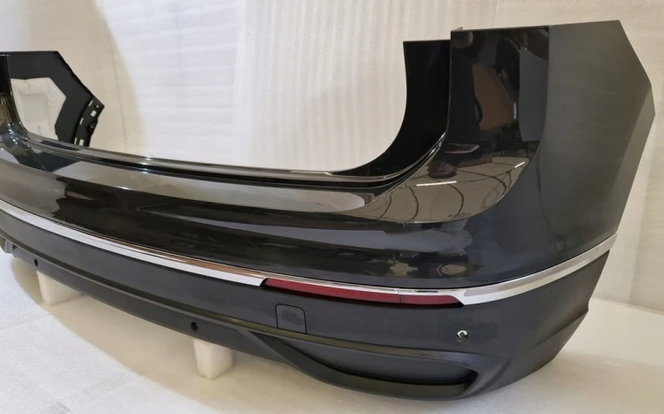 ZDERZAK TIGUAN II LIFT ZDERZAK TYŁ TYLNY LI7F ZDRZAK 4xPDC