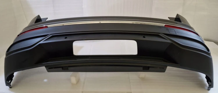 ZDERZAK TIGUAN II LIFT ZDERZAK TYŁ TYLNY LI7F ZDRZAK 4xPDC