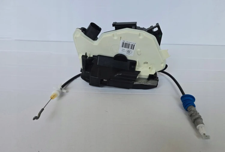 VOLKSWAGEN AUDI SKODA SEAT ZAMEK DRZWI PRAWY TYŁ TYLNY VW UP 1S4839016B