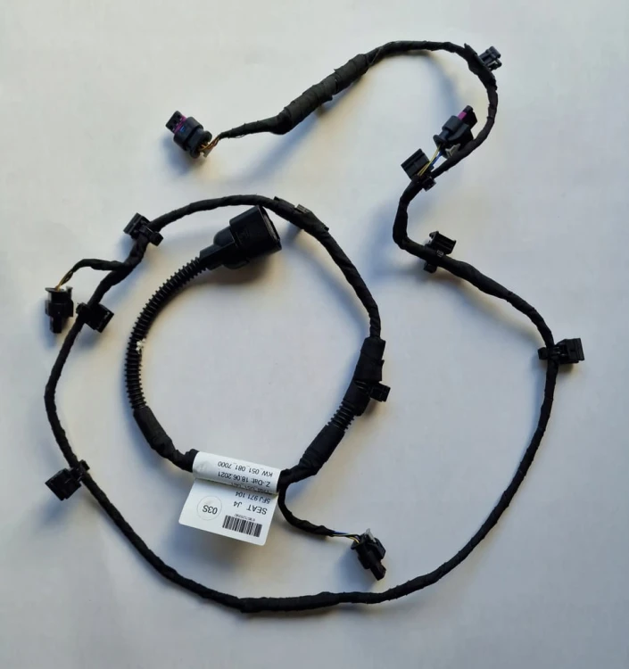 WIĄZKA ZDERZAKA TYŁ SEAT TARRACO 5FJ971104 4PDC