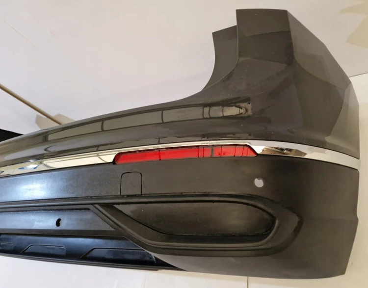 ZDERZAK TIGUAN II LIFT ZDERZAK TYŁ TYLNY LI7F ZDRZAK 4xPDC