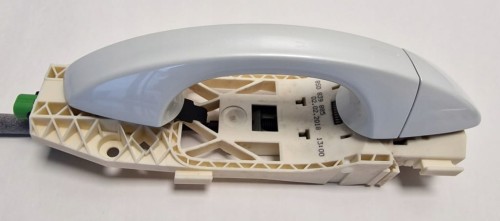 VW TOUAREG 3 III KLAMKA KESSY PRAWY TYŁ L0K1 850839885