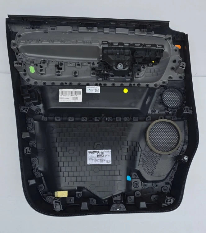 VW ID BUZZ CARGO TAPICERKA BOCZEK DRZWI PRAWY PRZÓD 1T5867012A