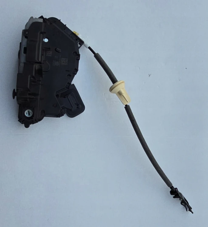 VW AUDI SKODA SEAT ZAMEK DRZWI LEWY PRZÓD B5E 5TB837015E