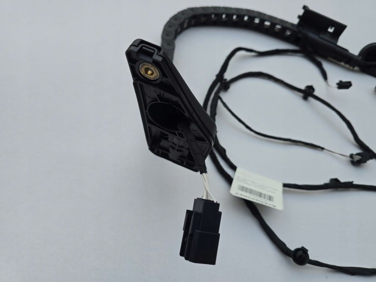 VW ID BUZZ WIĄZKA ELEKTRYCZNA TYLNYCH LEWYCH DRZWI PRZESUWNYCH 1T5970136