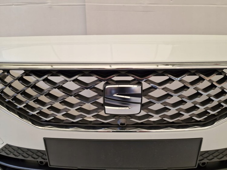 ZDERZAK PRZEDNI SEAT TARRACO L0K1 6XPDC ZDERZAK PRZÓD 5FJ807221