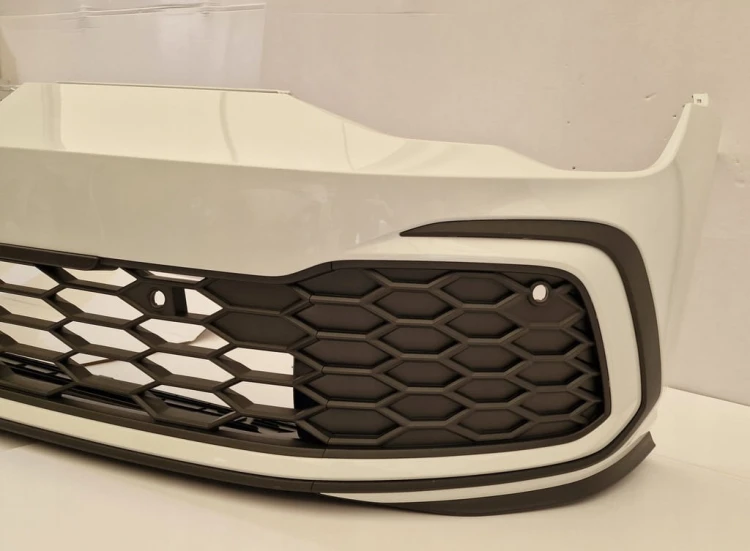 ZDERZAK PRZEDNI GOLF 8 VIII GTI GTD 4PDC LC9A ZDERZAK PRZÓD 5H0807221G