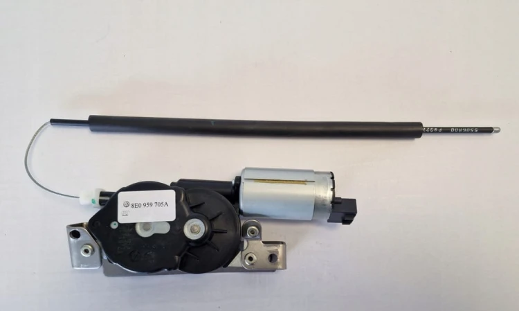 VW TOUAREG AUDI A4 S4 RS4 SILNIK FOTELA 8E0959705A