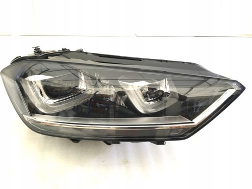 VW GOLF VII SPORTSVAN BIXENON LED LAMPA PRAWY 517