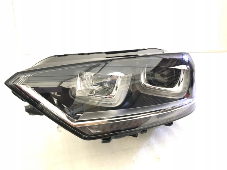 VW GOLF VII SPORTSVAN BIXENON LED LAMPA LEWY 517