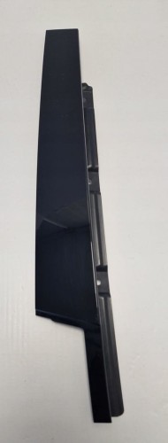 TOUAREG 3 LISTWA DRZWI PRAWY PRZÓD PIANO 760837902