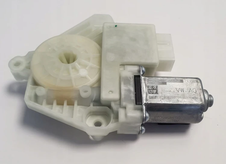 VOLKSWAGEN AUDI SILNICZEK SZYBY 5Q4959811H