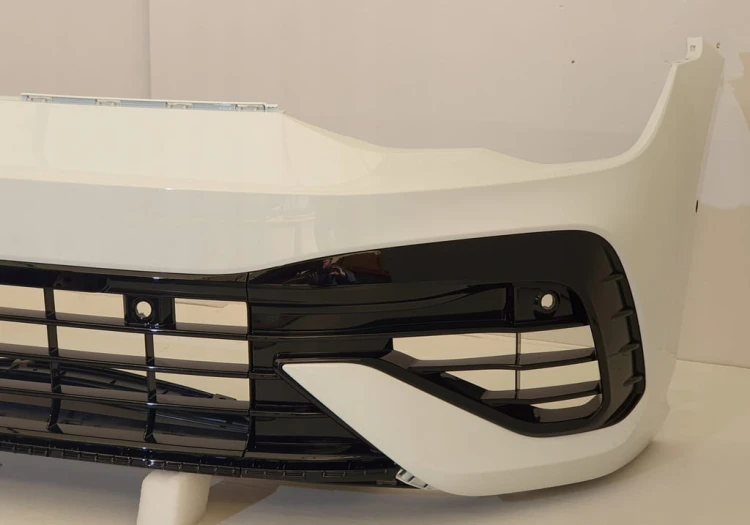 ZDERZAK PRZÓD GOLF 8 VIII R-MODEL 6 PDC BIAŁY ZDERZAK PRZÓD 5H0807221E