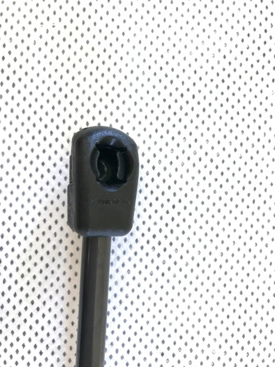 VW PASSAT B8 SIŁOWNIK KLAPY BAGAŻNKA 3G9827550B