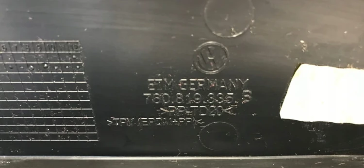 VW TOUAREG III OSŁONA RYNNA PODSZYBIA 760819335B