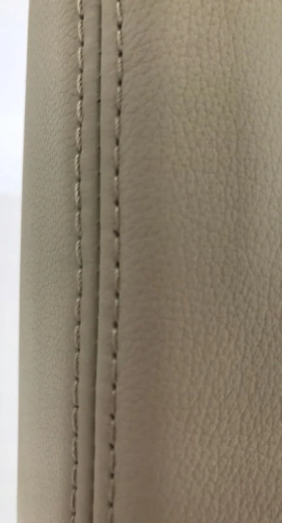 VW TOUAREG III PODŁOKIETNIK SKÓRA 760864207 PGT