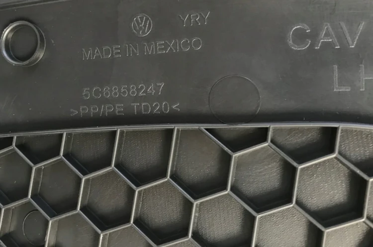 VW JETTA 5C ZAŚLEPKA OSŁONA DESKI LEWA 5C6858247