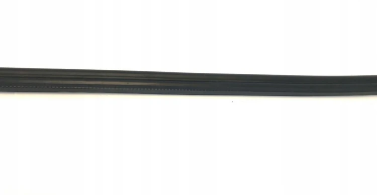TOUAREG 3 USZCZELKA GUMA KOMORY SILNIKA 760823723