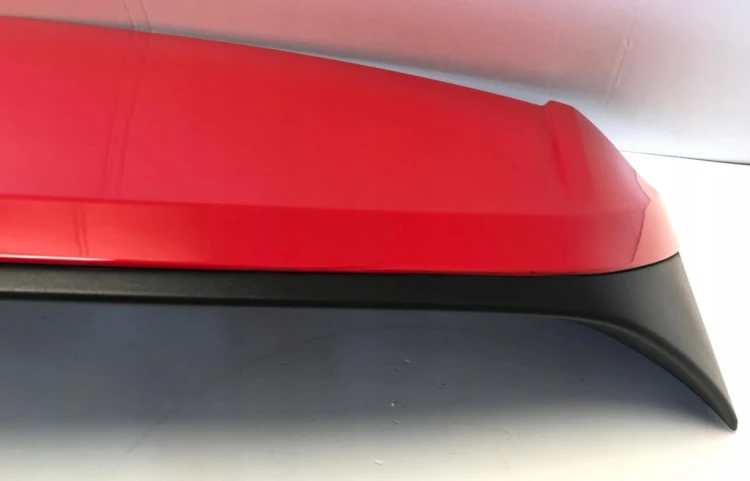 VW T-ROC SPOILER TYLNEJ KLAPY 2GA827933 CZERWONY