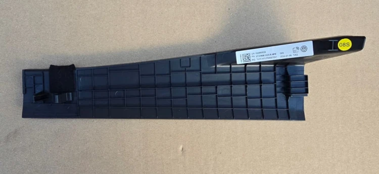 VW ID BUZZ CARGO OSŁONA POSZYCIE SŁUPKA 1T3868224A