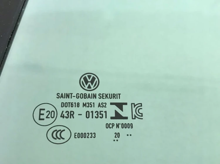VW GOLF 8 VIII SZYBA TYLNA BOCZNA LEWA 5H9