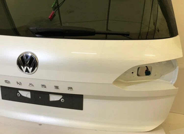 VW TOUAREG III 3 RLINE KLAPA TYLNA BAGAŻNIKA L0K1