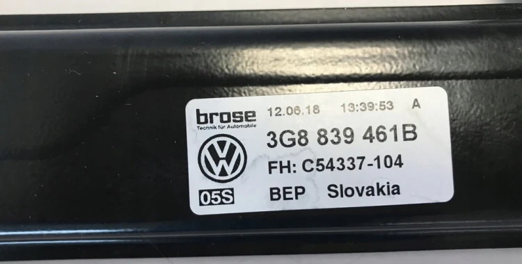 VW ARTEON MECHANIZM SZYBY LEWY TYŁ 3G8839461B
