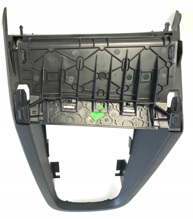 VW JETTA RAMKA TUNEL ŚRODKOWY 5C7863765