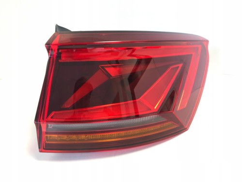 TOUAREG III R-LINE LAMPA TYŁ PRAWA LED 760945208