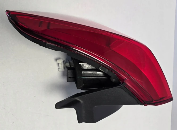 VW T-ROC LAMPA PRAWY TYŁ TYLNA PRAWA OEM 2GA945096