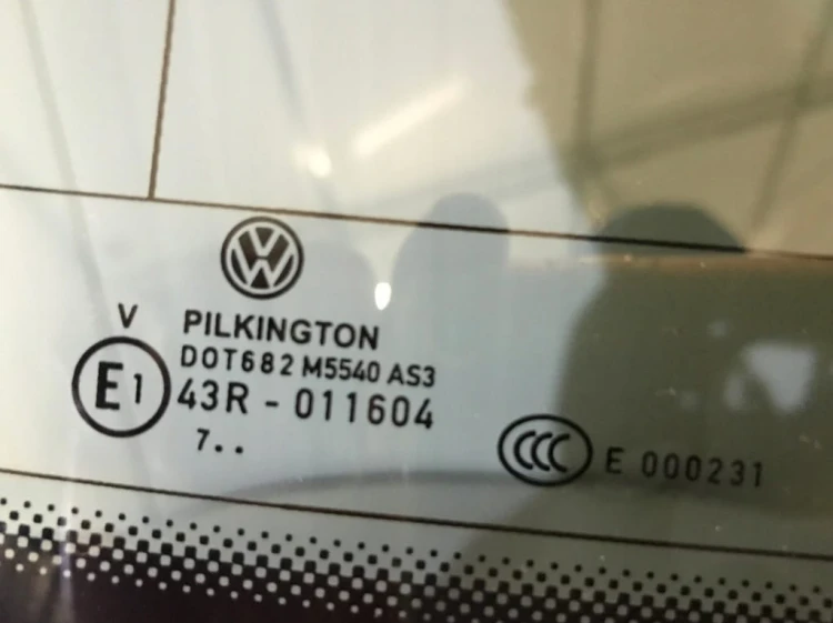 VW TOUAREG III 3 KLAPA TYLNA BAGAŻNIKA 760 LC1Y