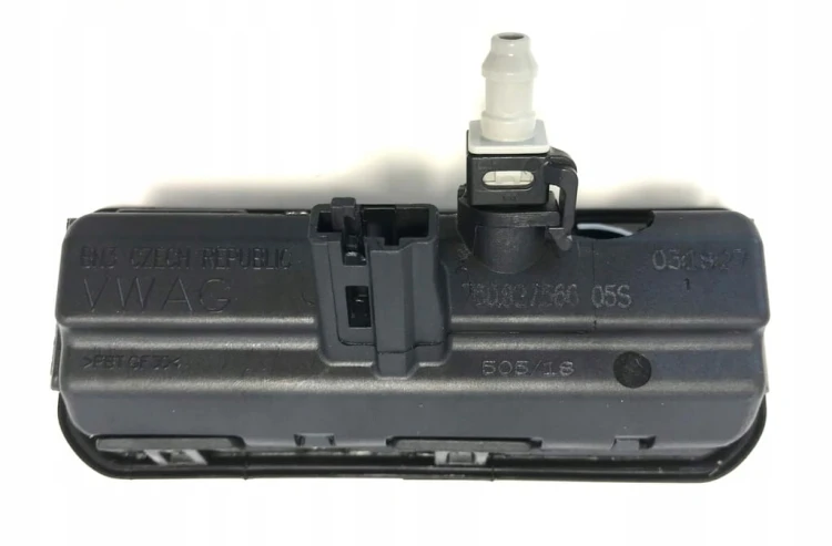 VOLKSWAGEN AUDI KAMERA KLAMKA BAGAŻNIKA TYLNEJ KLAPY MIKROSTYK 760827566