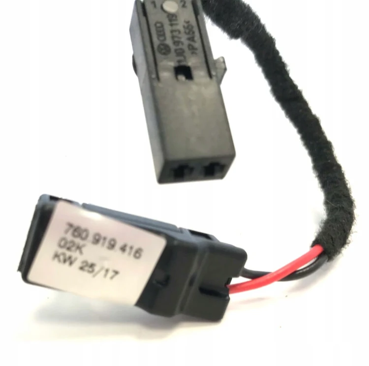 VW TOUAREG III PODŚWIETLENIE KLAMKI LED 760919416