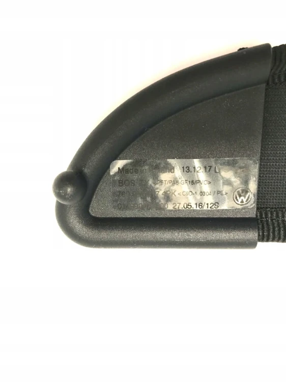 VW TOUAREG 3 III OSŁONA SZCZELINY SIATKA BAGAŻNIKA