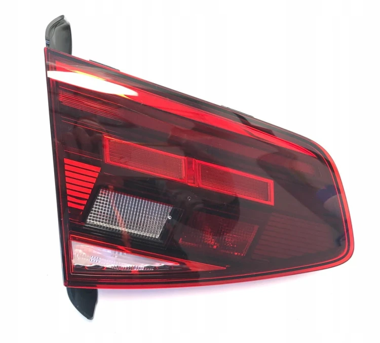 VW PASSAT B8 LIFT LAMPA LEWA TYŁ SEDAN 3G5 ANGLIK