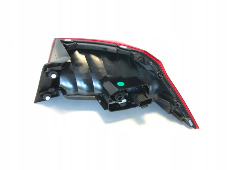 VW PASSAT B8 LIFT LAMPA LEWA TYŁ SEDAN 3G5945095E