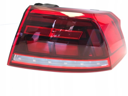 VW PASSAT B8 LIFT LAMPA PRAWA TYŁ SEDAN 3G5945096E