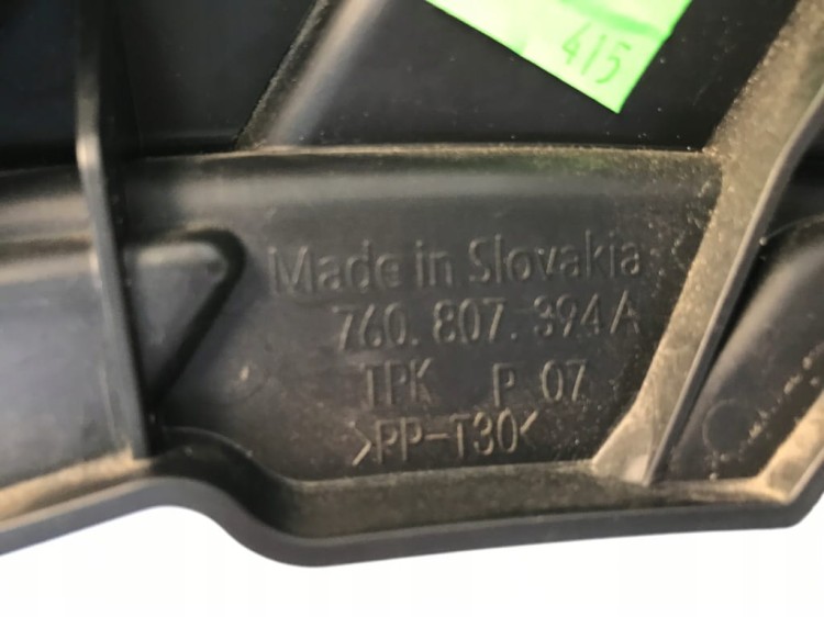 VW TOUAREG 3 ŚLIZG ZDERZAK 760807356B 760807394A