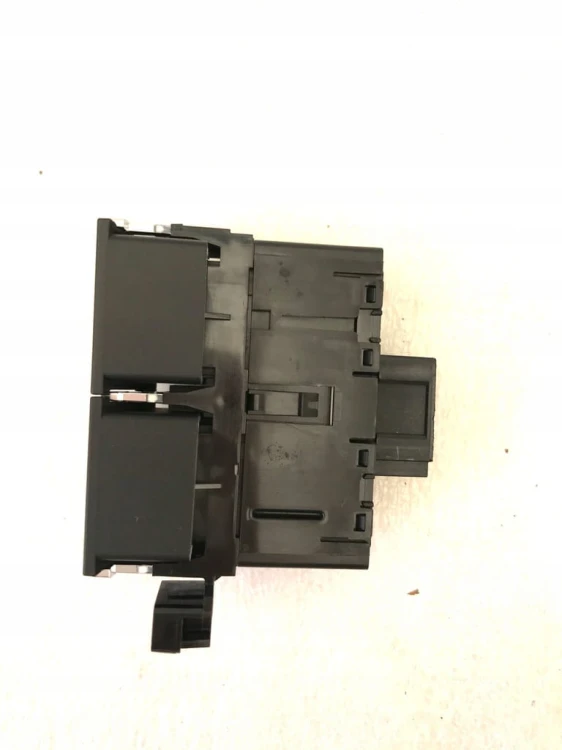 VW GOLF SPORTSVAN PANEL PRZYCISKÓW MODE A OFF 517927137B