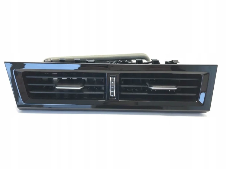 VW TOUAREG III 3 KRATKA NAWIEWU ŚRODKOWA 761858417