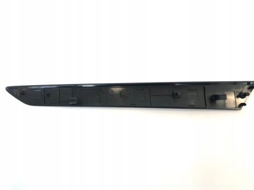 VW JETTA LISTWA DEKOR DRZWI PRAWY TYŁ 5C6867450 A