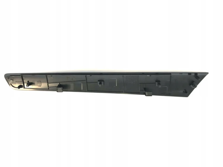 VW JETTA LISTWA DEKOR DRZWI PRAWY PRZÓD 5C6867440A