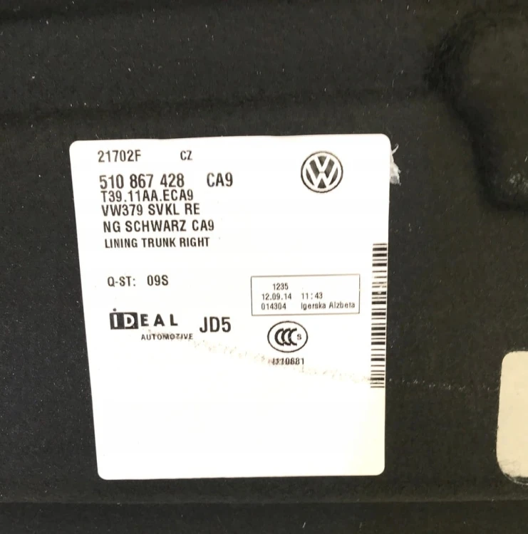 VW GOLF SPORTSVAN BOCZEK BAGAŻNIKA PRAWY 510867428