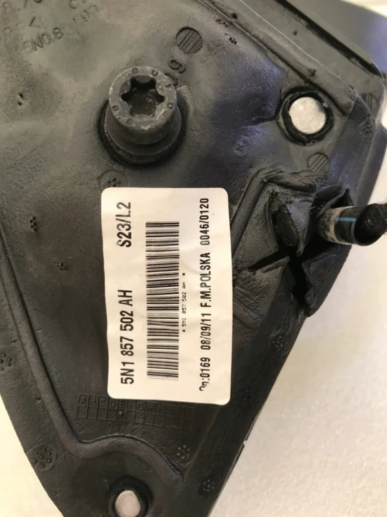 VW TIGUAN LUSTERKO 6PIN 5N1857502AH LA7W PRAWE