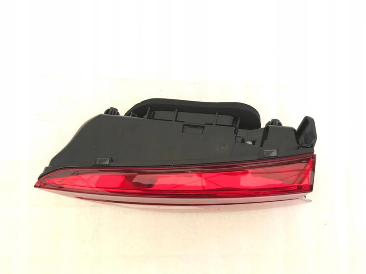 VW TIGUAN II 5NA945094G LAMPA TYŁ PRAWA KLAPA LED