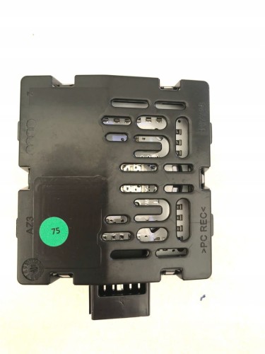 VW AUDI LAMPKA LED PODSUFITKI LED 4M0947292 OEM
